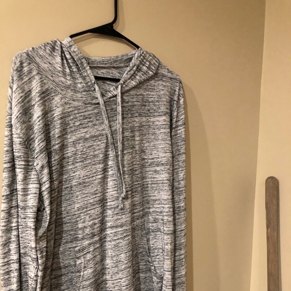 Gray thing sweat shirt
